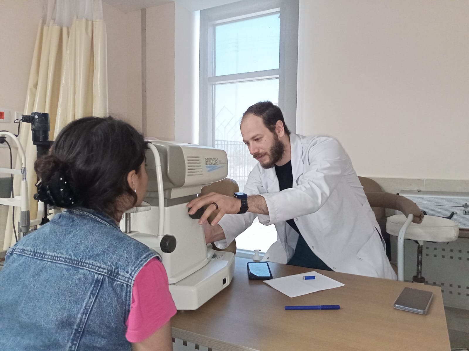 هيئة الرعاية الصحية تستعرض انجازات التأمين الصحي الشامل بمحافظات إقليم القناة