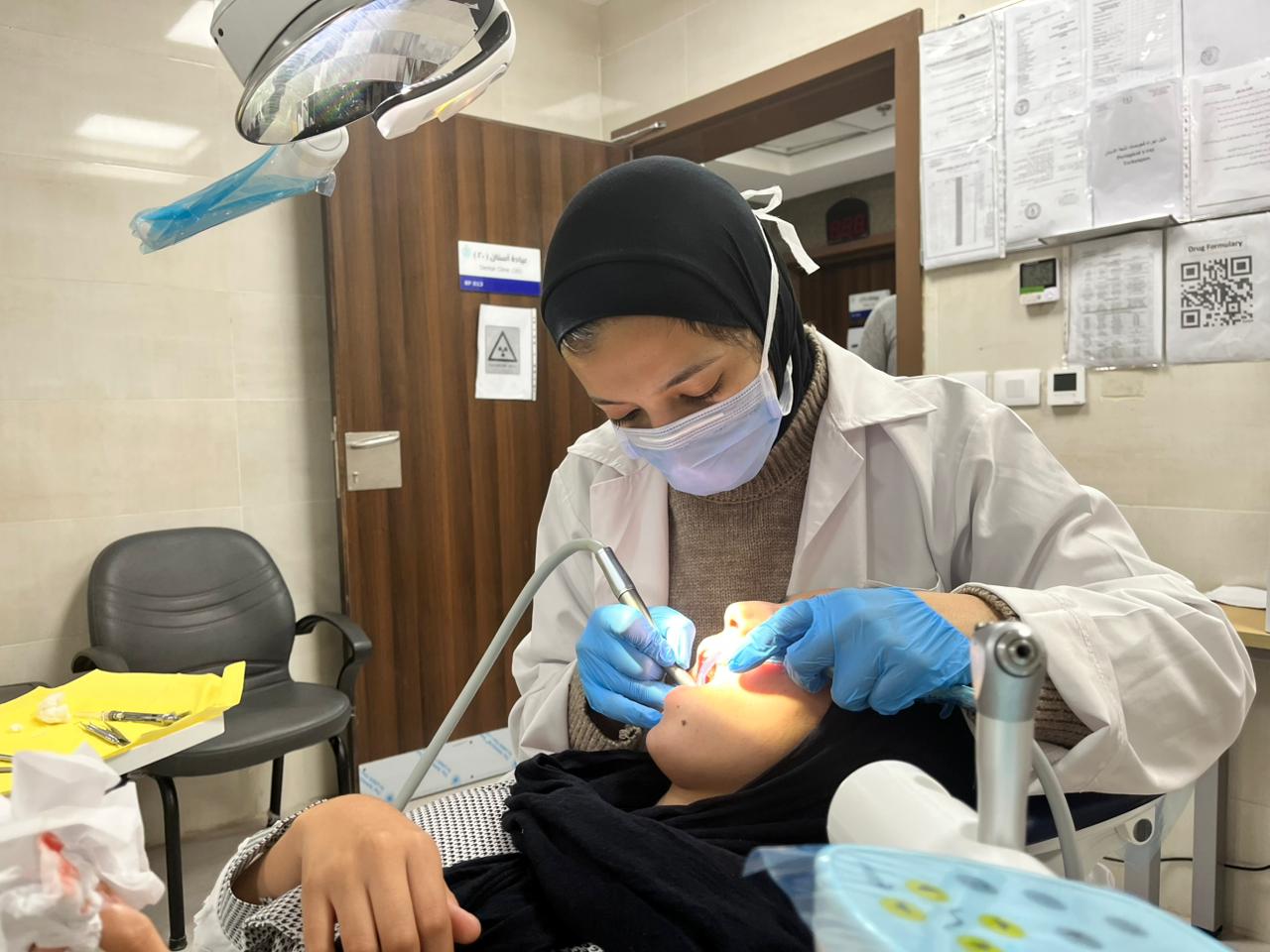 هيئة الرعاية الصحية تستعرض انجازات التأمين الصحي الشامل بمحافظات إقليم القناة