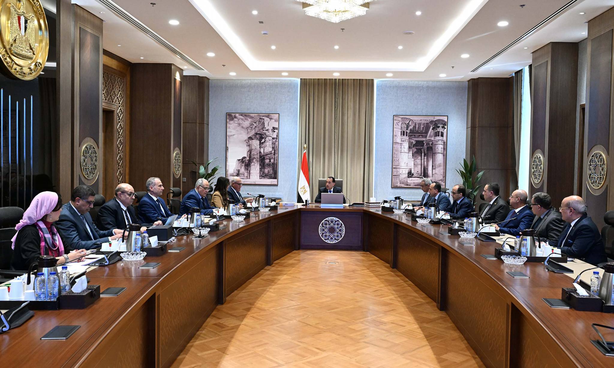 رئيس الوزراء يجتمع مع رئيس الهيئة العربية للتصنيع