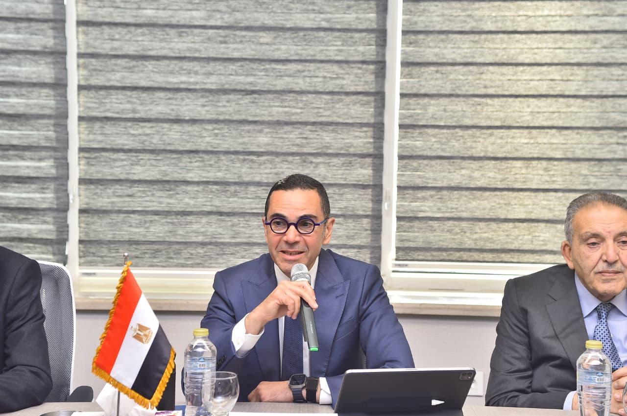 المهندس حسن الخطيب وزير الاستثمار والتجارة الخارجية