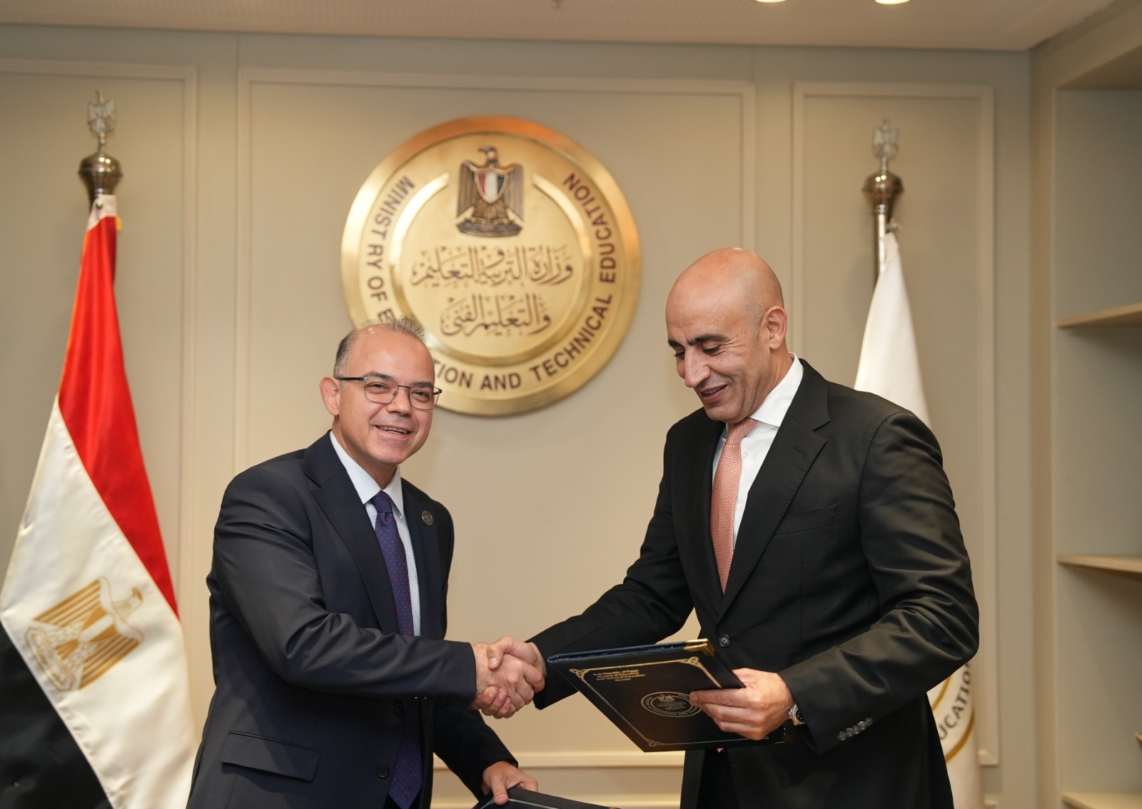 الرقابة المالية والتربية والتعليم توقعان بروتوكول تعاون