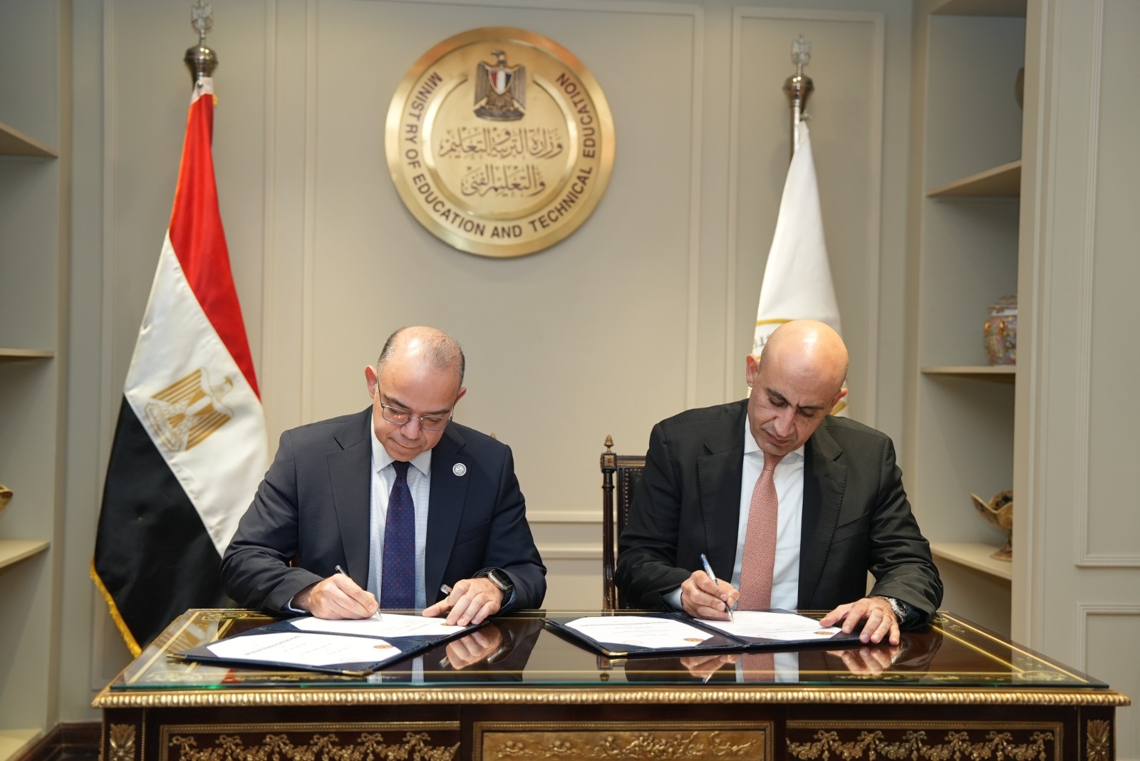 الرقابة المالية والتربية والتعليم توقعان بروتوكول تعاون