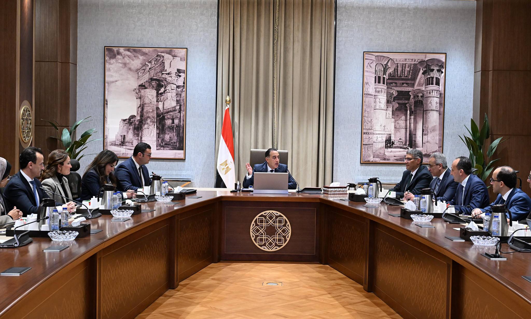 مدبولي يتابع مستجدات مشروع إعادة إحياء منطقة نزلة السمان