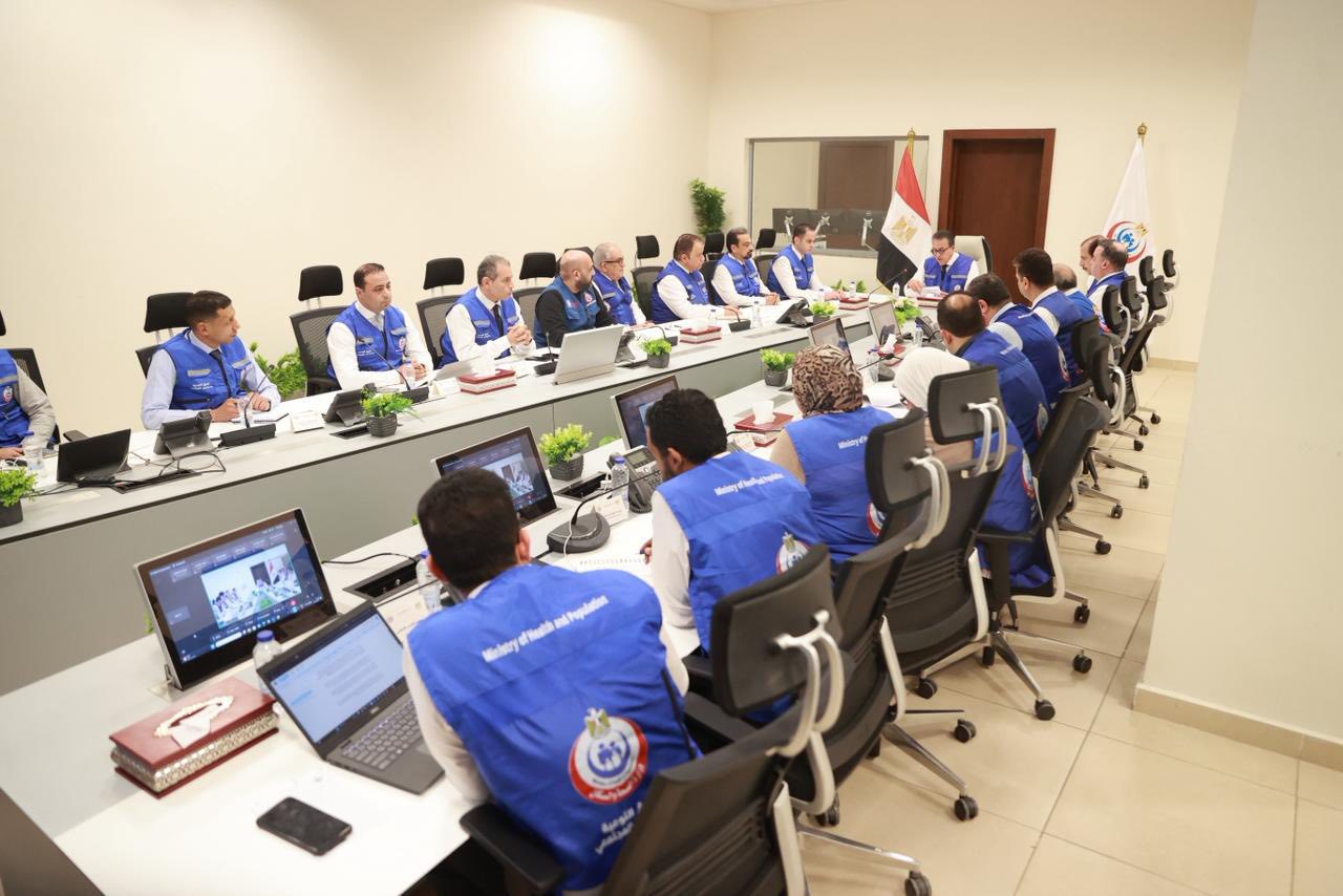 وزير الصحة يتابع تنفيذ خطة التأمين الطبي لاحتفالات رأس السنة