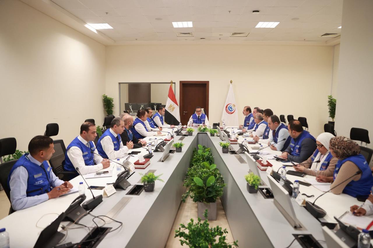 وزير الصحة يتابع تنفيذ خطة التأمين الطبي لاحتفالات رأس السنة