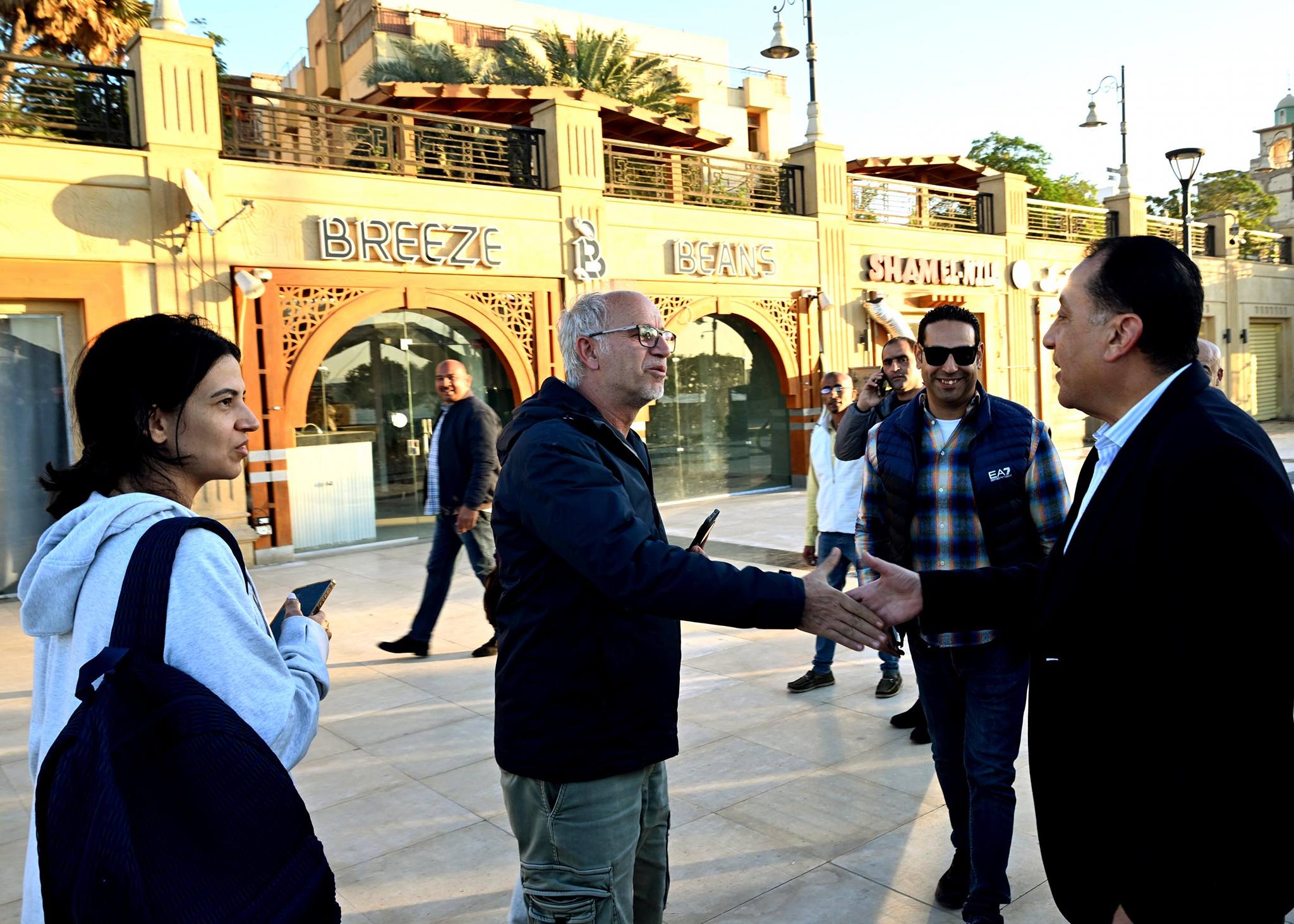 رئيس الوزراء يتفقد أعمال تطوير كورنيش النيل بالأقصر