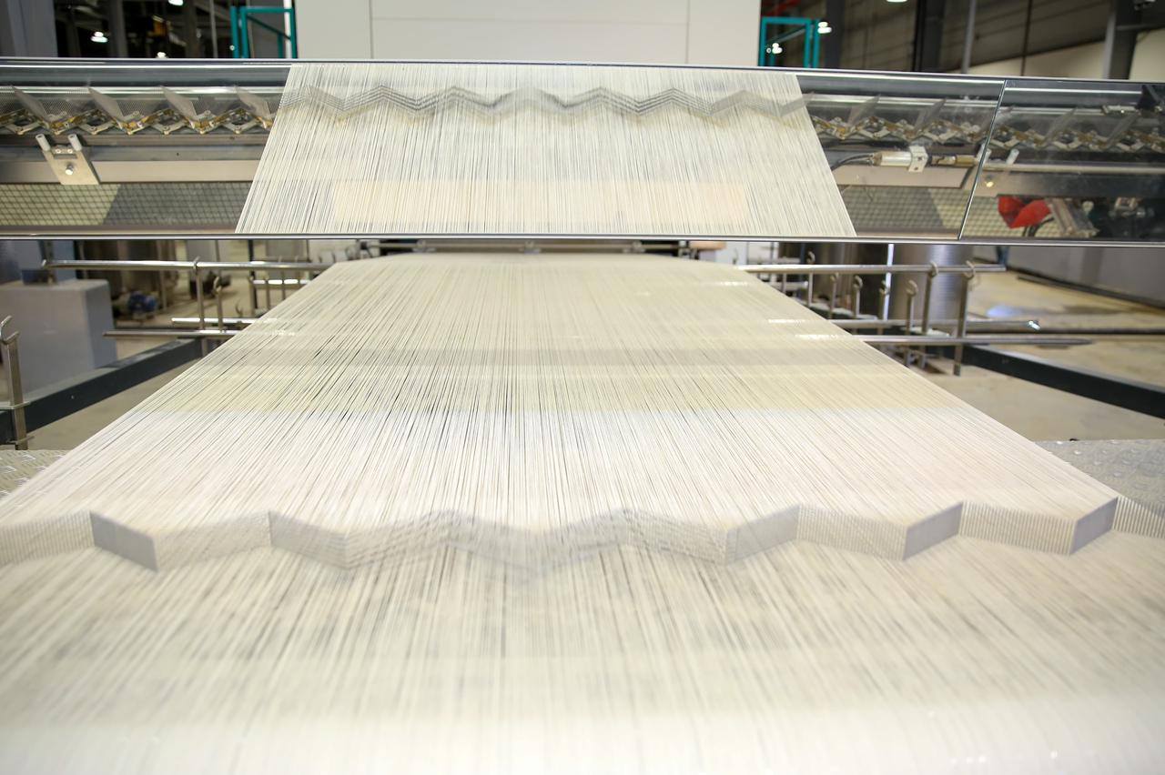 وزير قطاع الأعمال في جولة ميدانية بشركة غزل المحلة