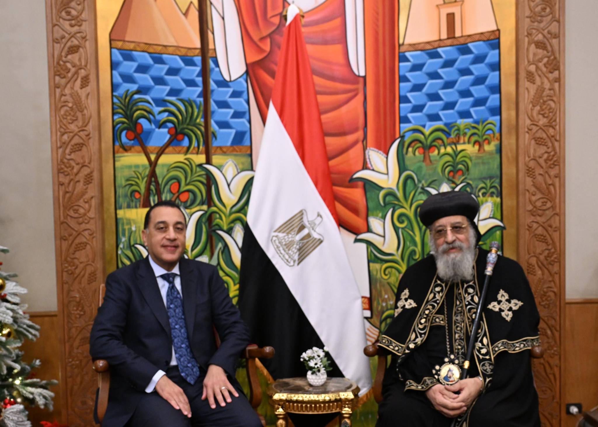 رئيس الوزراء يهنئ قداسة البابا تواضروس الثاني بمناسبة عيد الميلاد المجيد