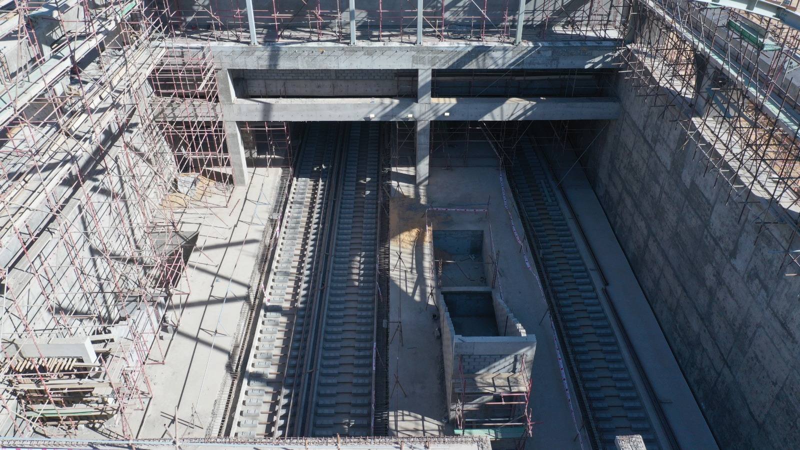 وزير النقل يتفقد المرحلة الأولى من الخط الرابع لمترو الأنفاق