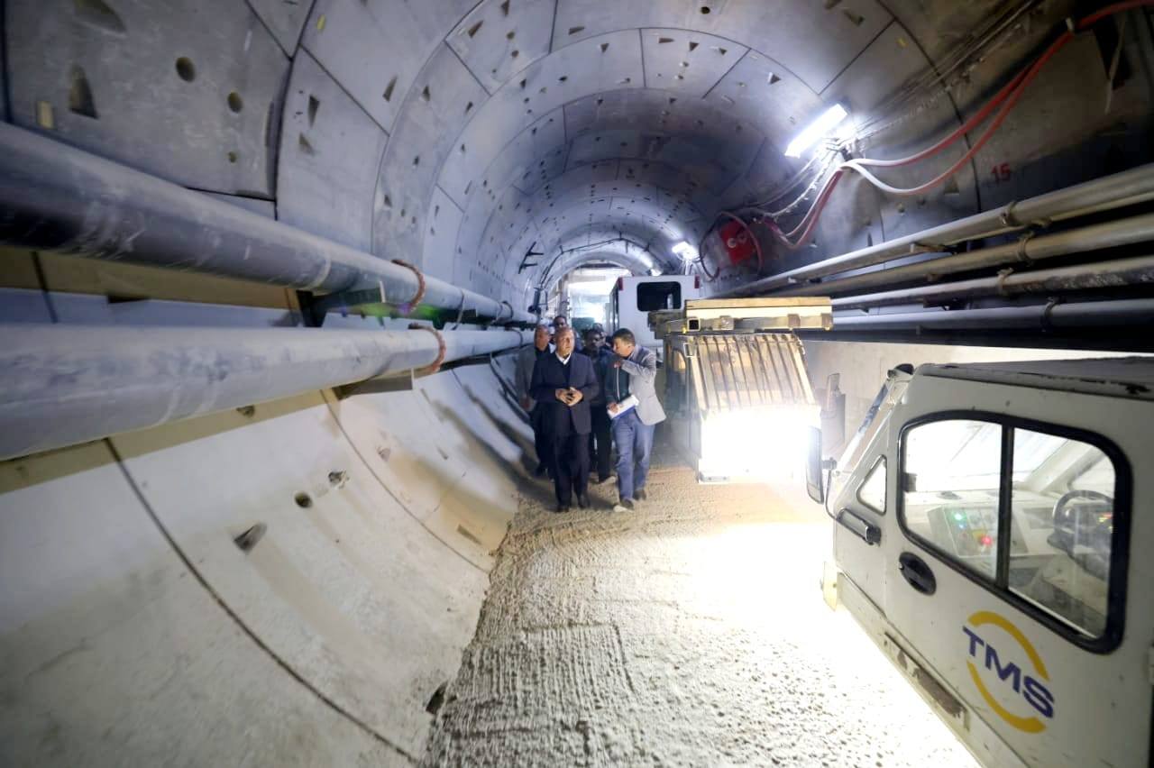 وزير النقل يتفقد المرحلة الأولى من الخط الرابع لمترو الأنفاق