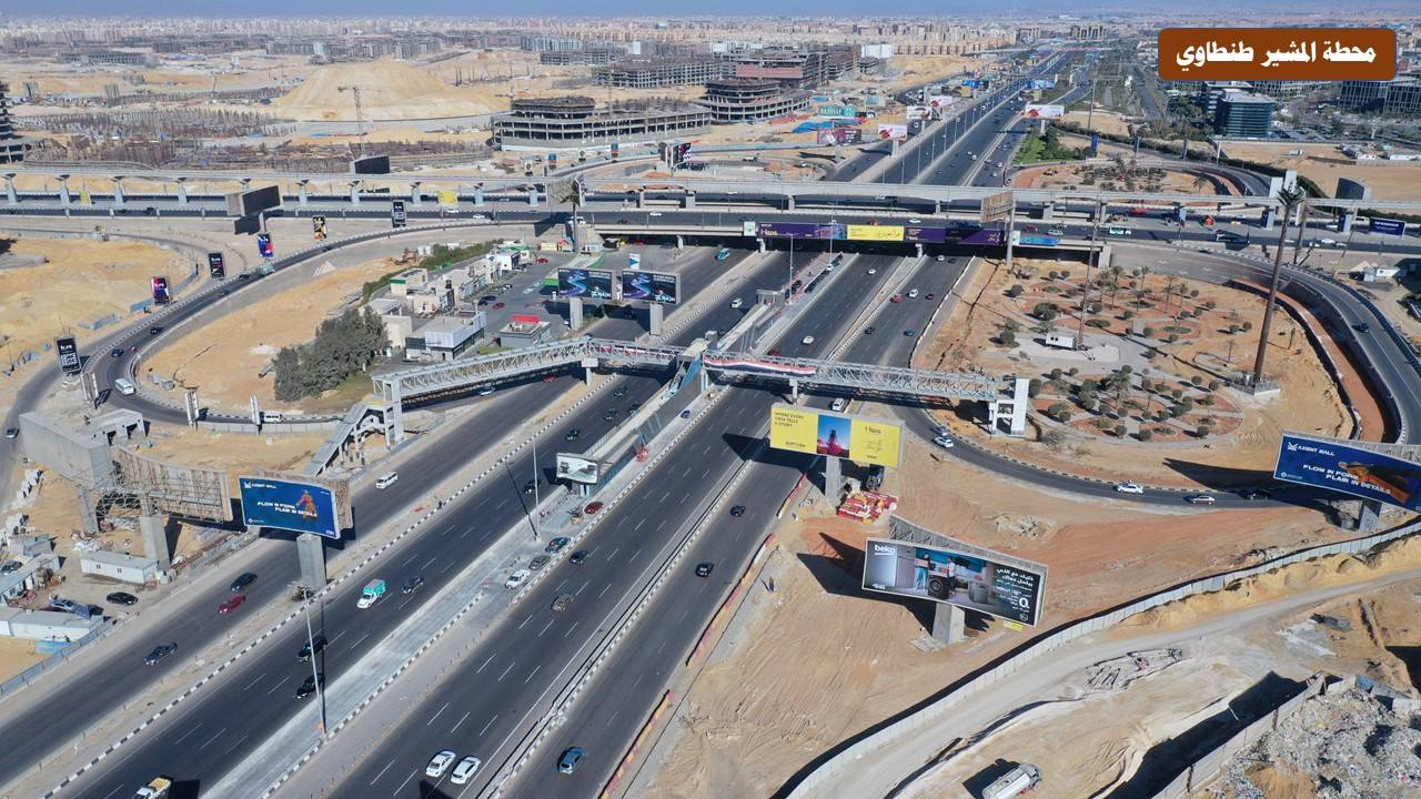 وزير النقل يتفقد المرحلة الثانية من الأتوبيس الترددي BRT ويتابع تطوير الطريق الدائري