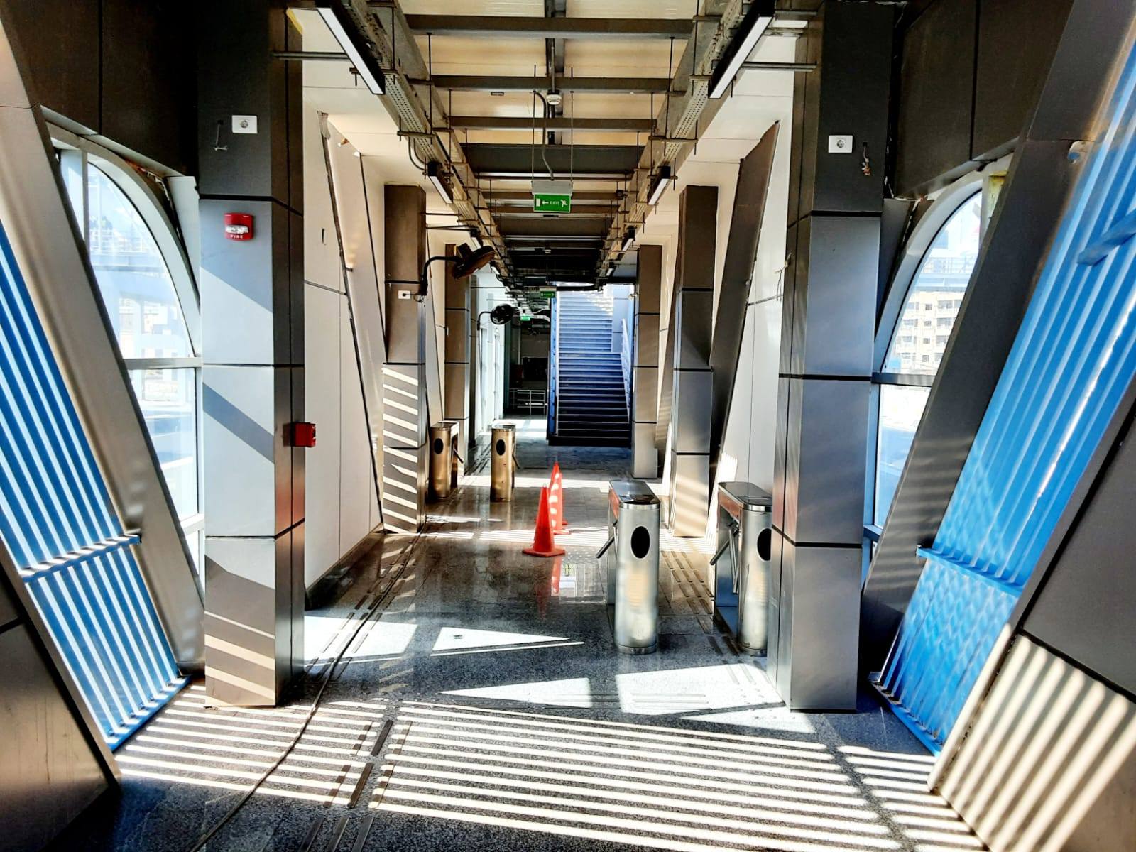 وزير النقل يتفقد المرحلة الثانية من الأتوبيس الترددي BRT ويتابع تطوير الطريق الدائري