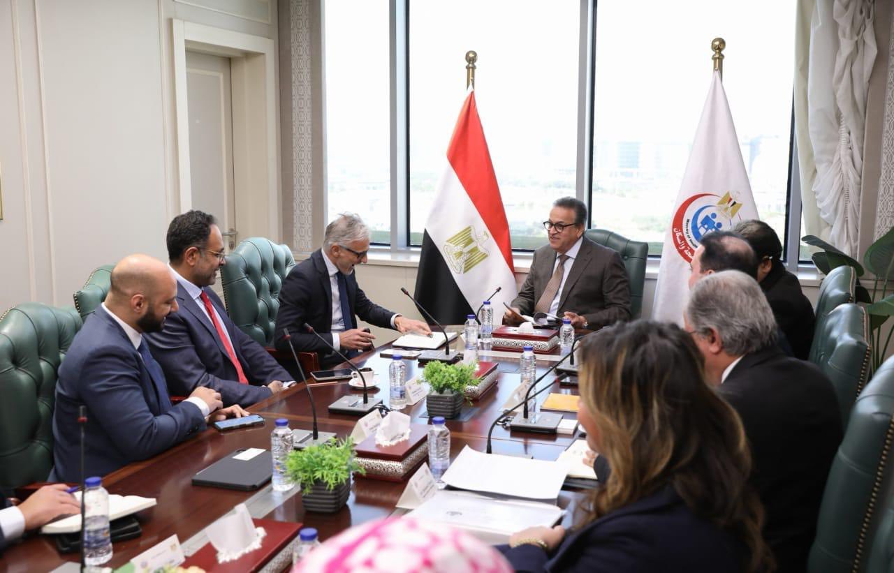 وزير الصحة يجتمع مع المدير الإقليمي لشركة فيلبس