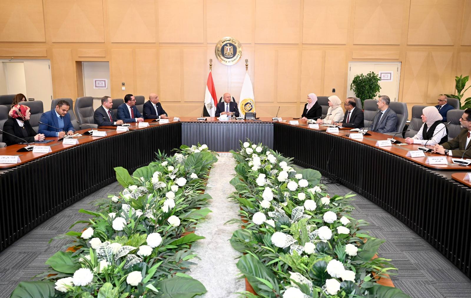 توقيع مذكرة تفاهم بين وزارة الصناعة وجهاز تنمية المشروعات