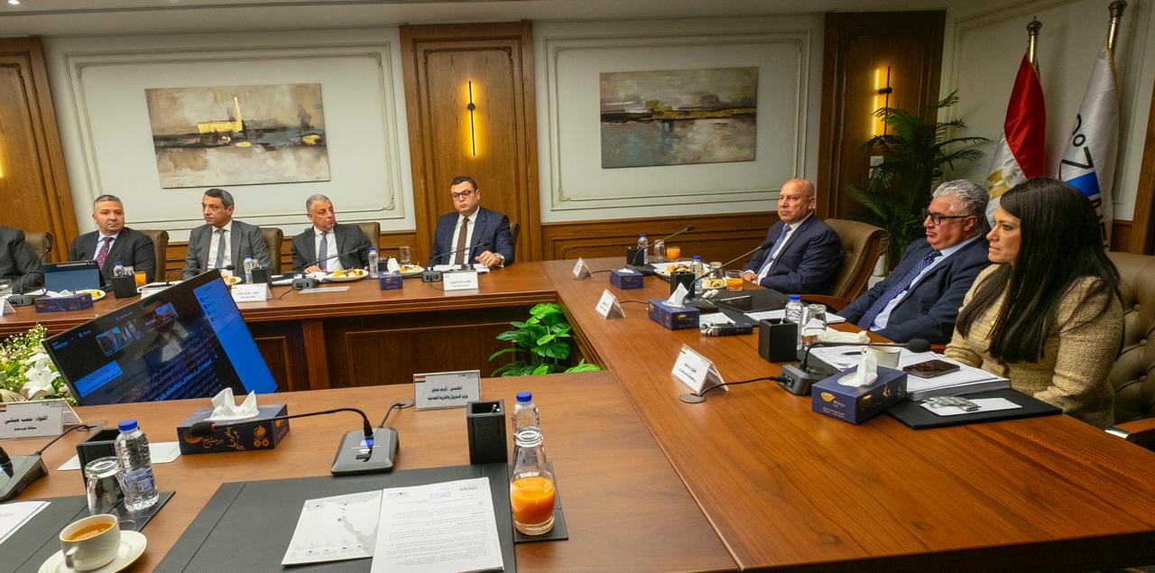 اجتماع مجلس إدارة اقتصادية قناة السويس
