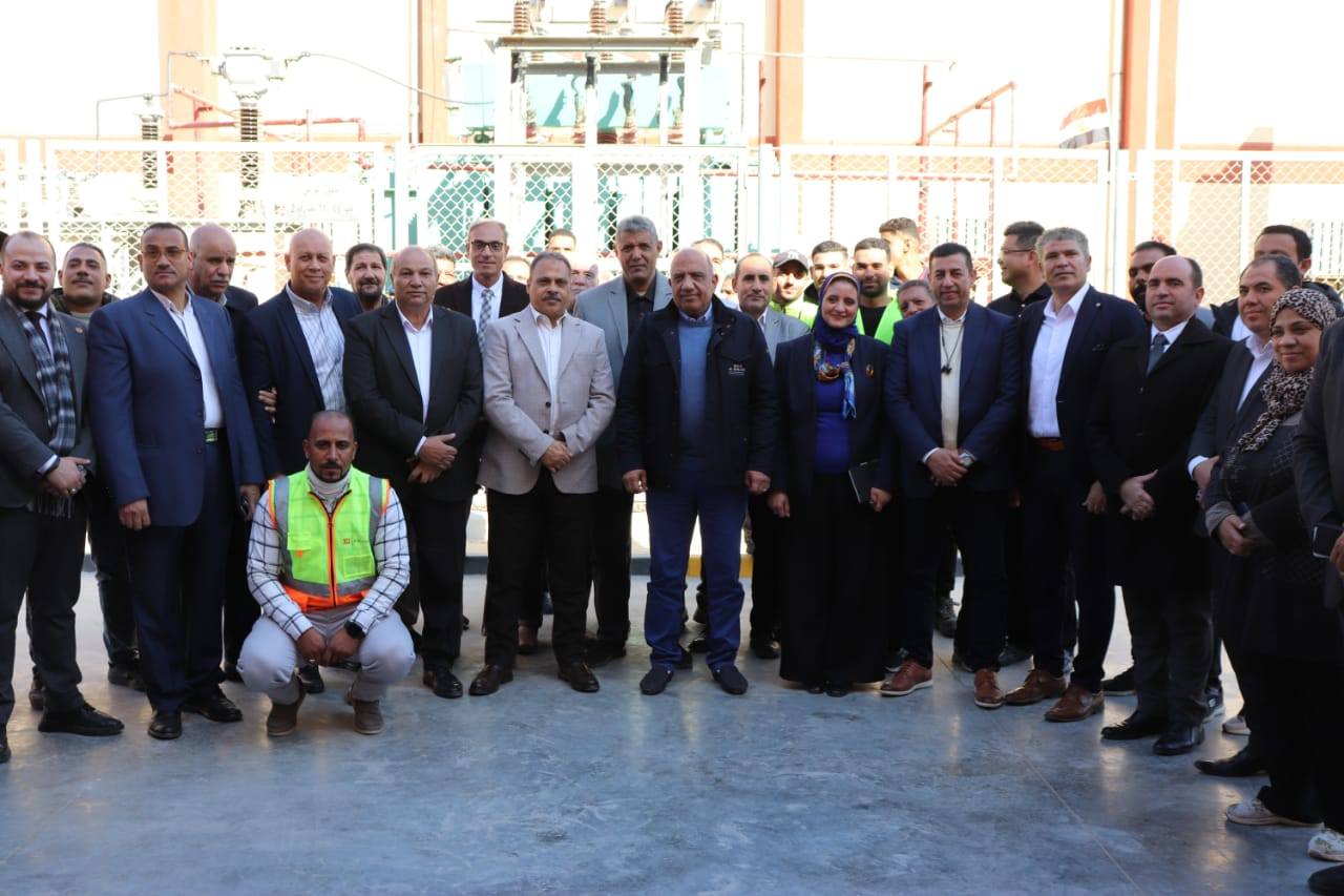 وزير الكهرباء ومحافظ الشرقية يتفقدان محطة محولات الزقازيق ويشهدان وضع الجهد وإطلاق التيار الكهربائي