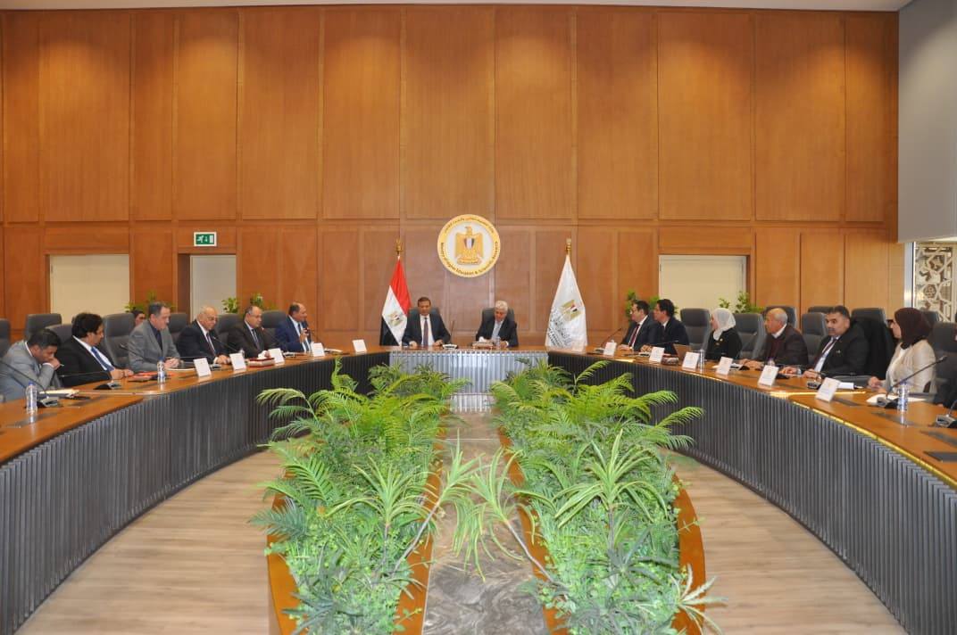 اجتماع لبحث تفاصيل مشروع إنشاء جامعة الغذاء في مصر