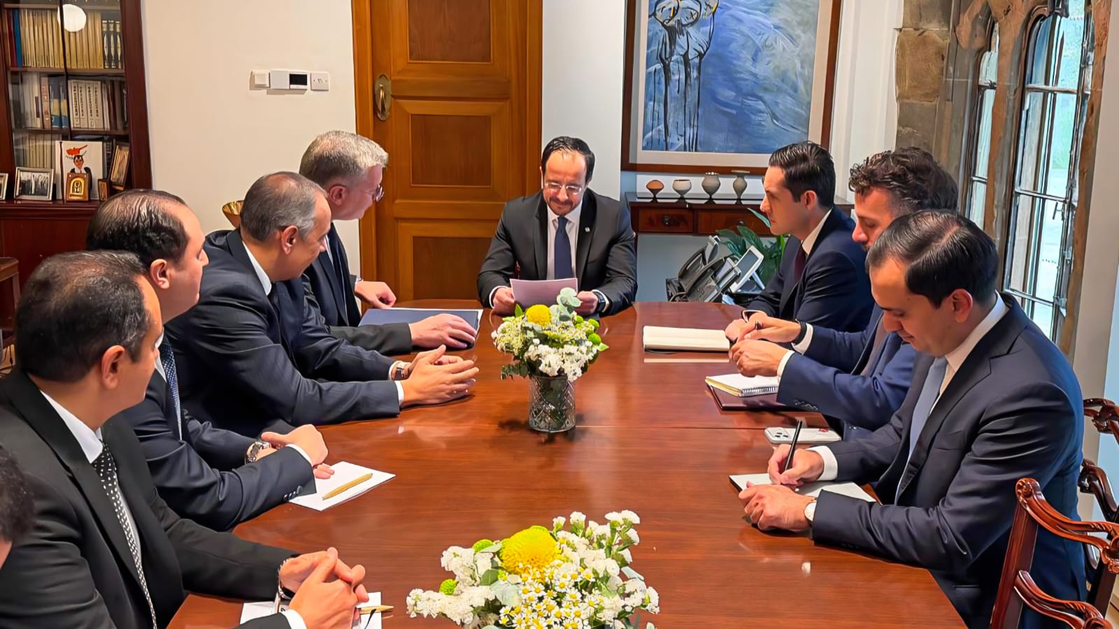 وزير البترول يلتقي رئيس قبرص