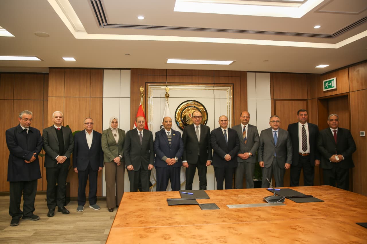 توقيع عقد شراء PPA بين شركتي النهضة للصناعات وكوبالت