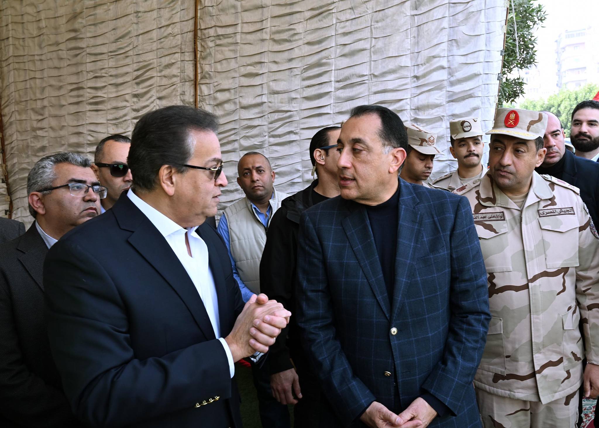 رئيس الوزراء يتفقد مستشفى أورام دار السلام