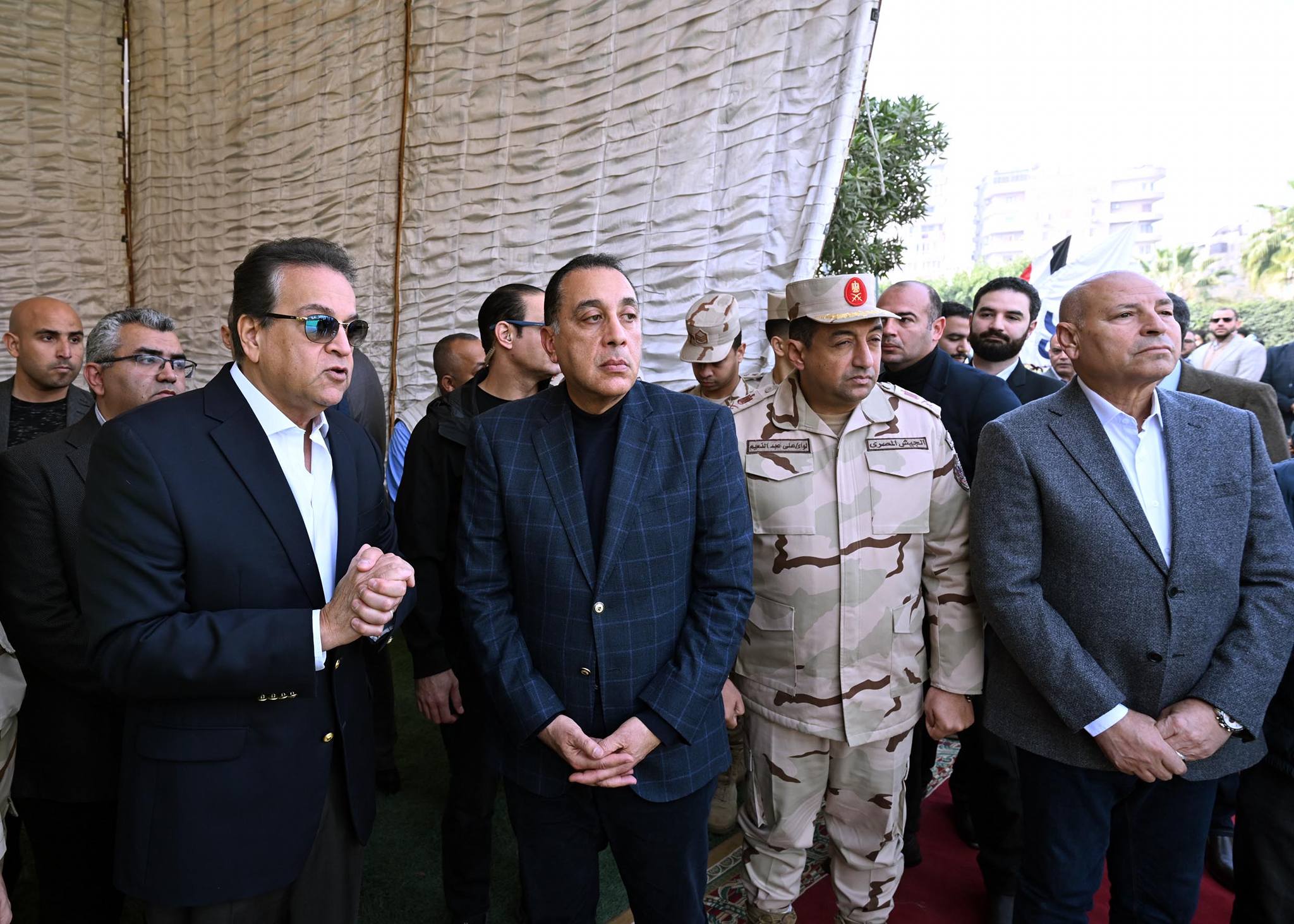 رئيس الوزراء يتفقد مستشفى أورام دار السلام