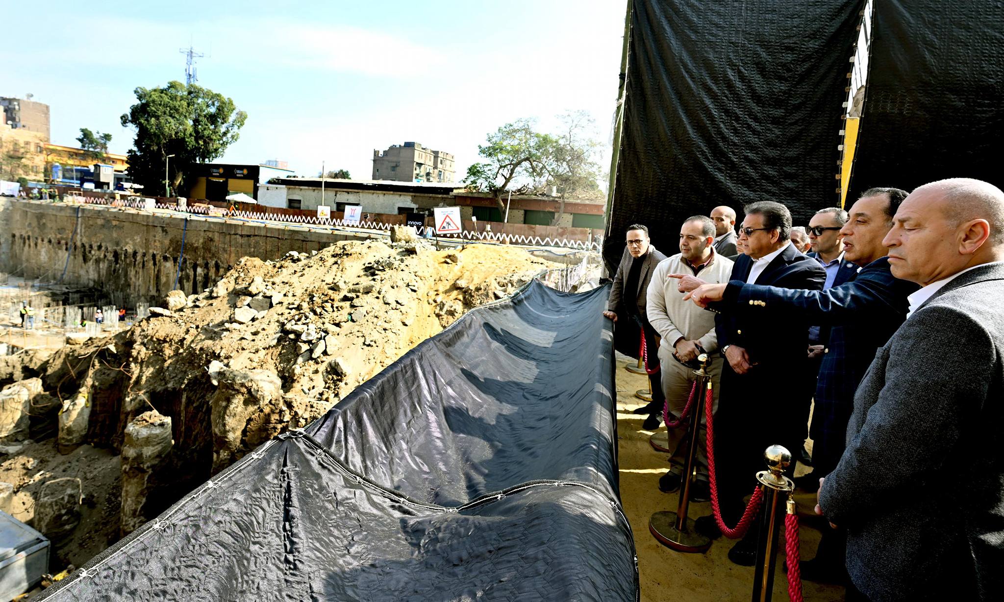 مدبولي يتفقد مشروع إنشاء مستشفى بولاق أبو العلا