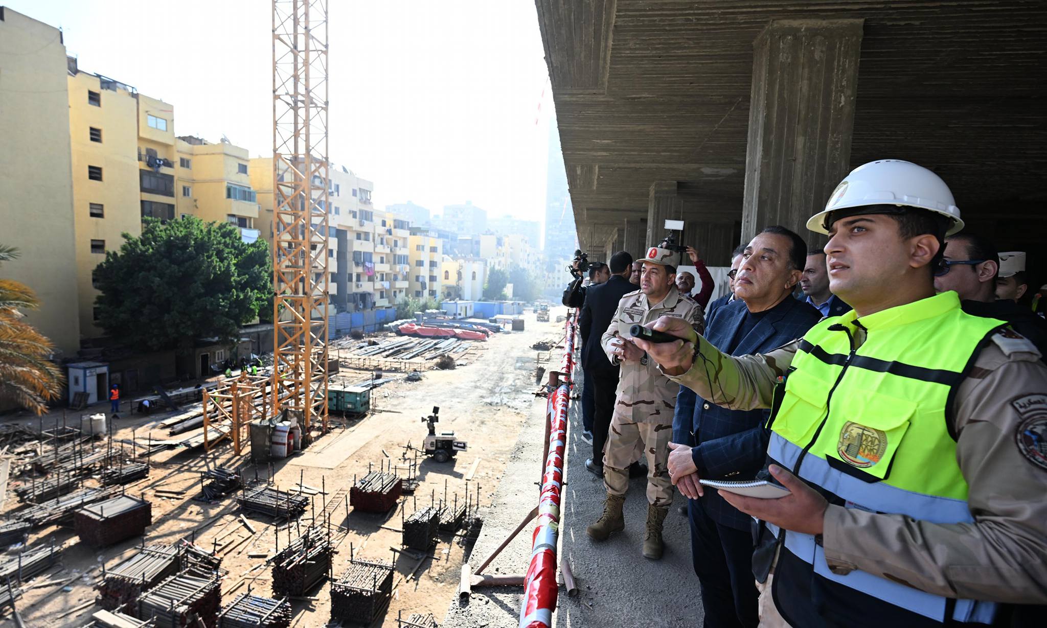 مدبولي يتابع الموقف التنفيذي لمشروع تطوير مدينة النيل الطبية