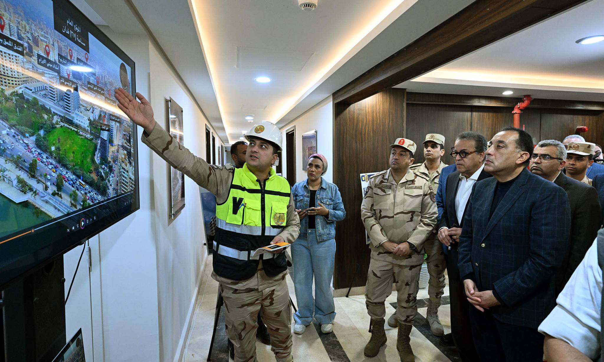 مدبولي يتابع الموقف التنفيذي لمشروع تطوير مدينة النيل الطبية