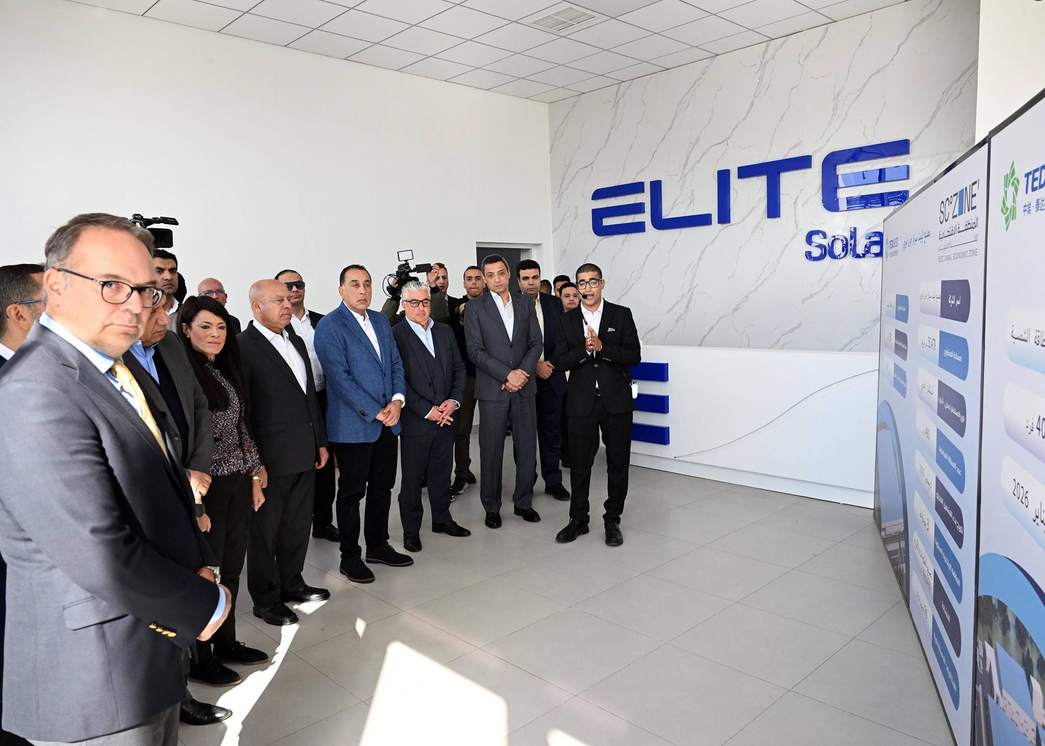 رئيس الوزراء يفتتح مجمع مصانع إيليت سولار