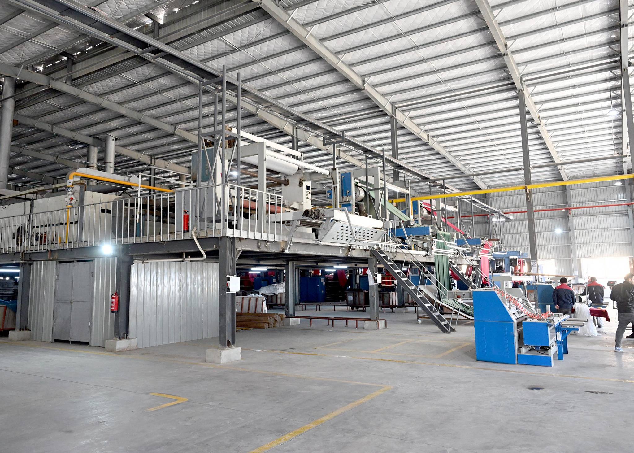 رئيس الوزراء يفتتح مجمع شين جين