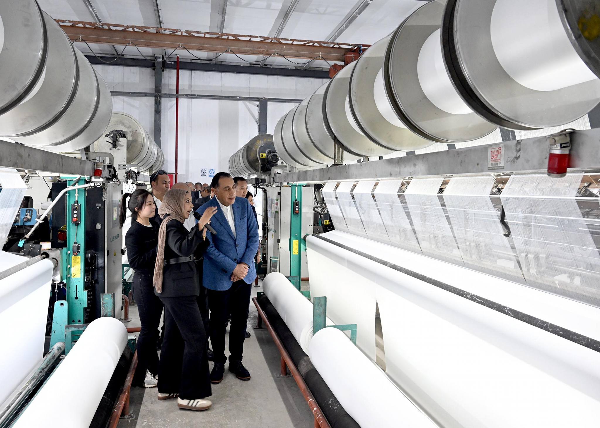 رئيس الوزراء يفتتح مجمع شين جين