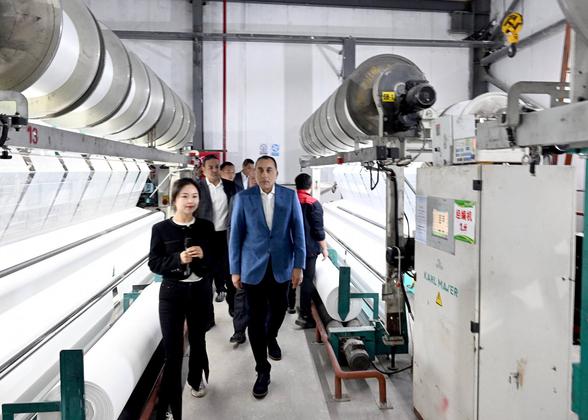 رئيس الوزراء يفتتح مجمع شين جين