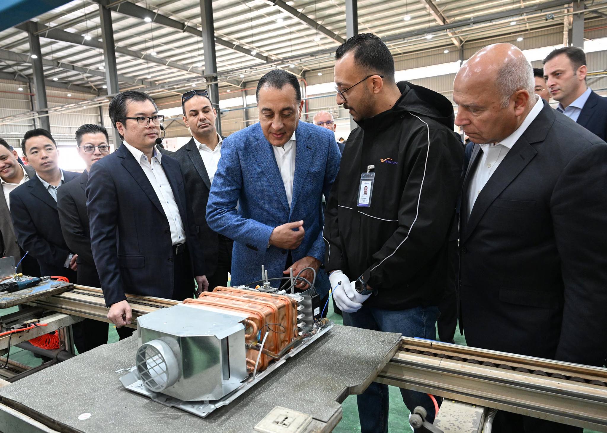 رئيس الوزراء يفتتح مصنع فانوارد الصيني