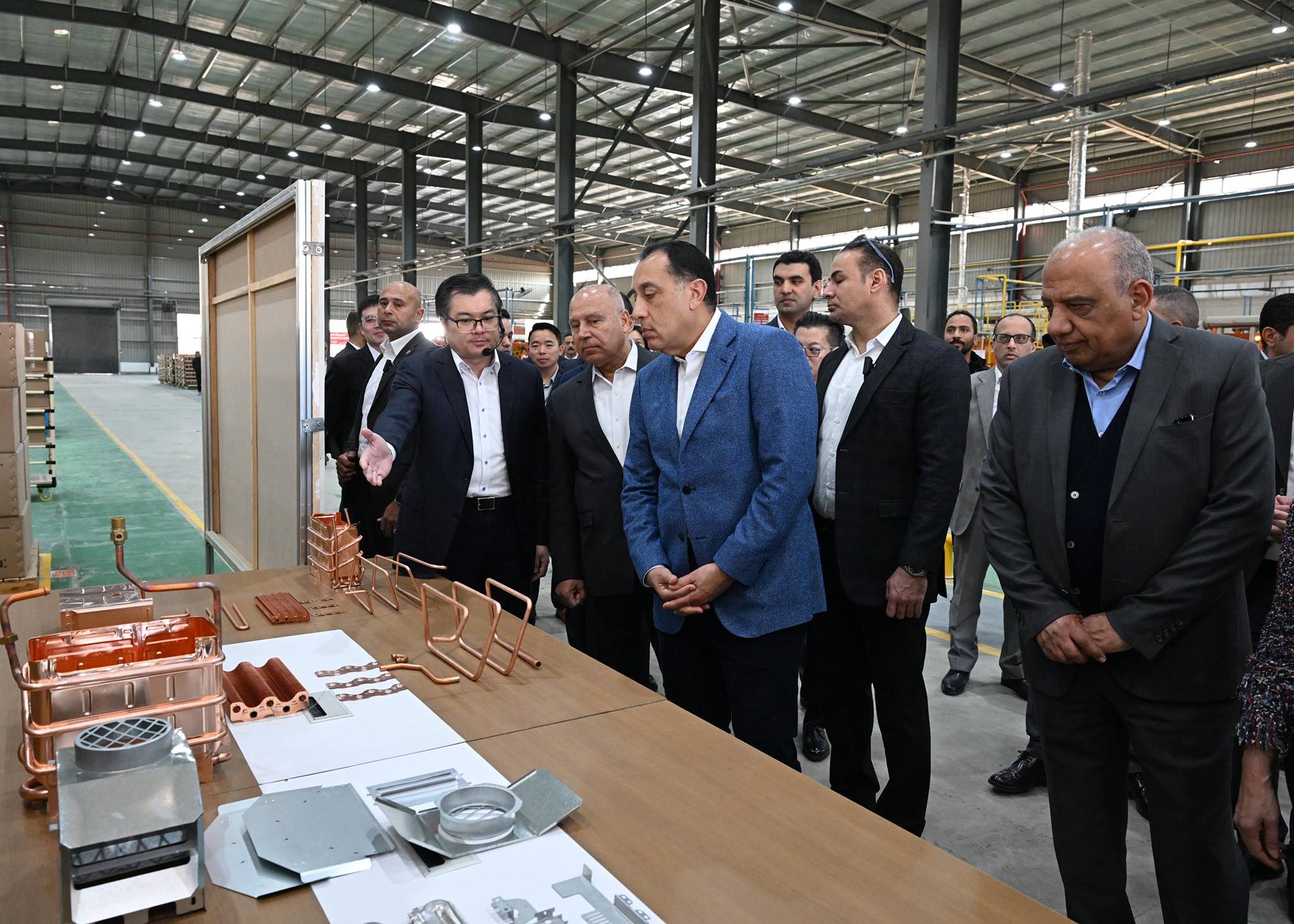 رئيس الوزراء يفتتح مصنع فانوارد الصيني