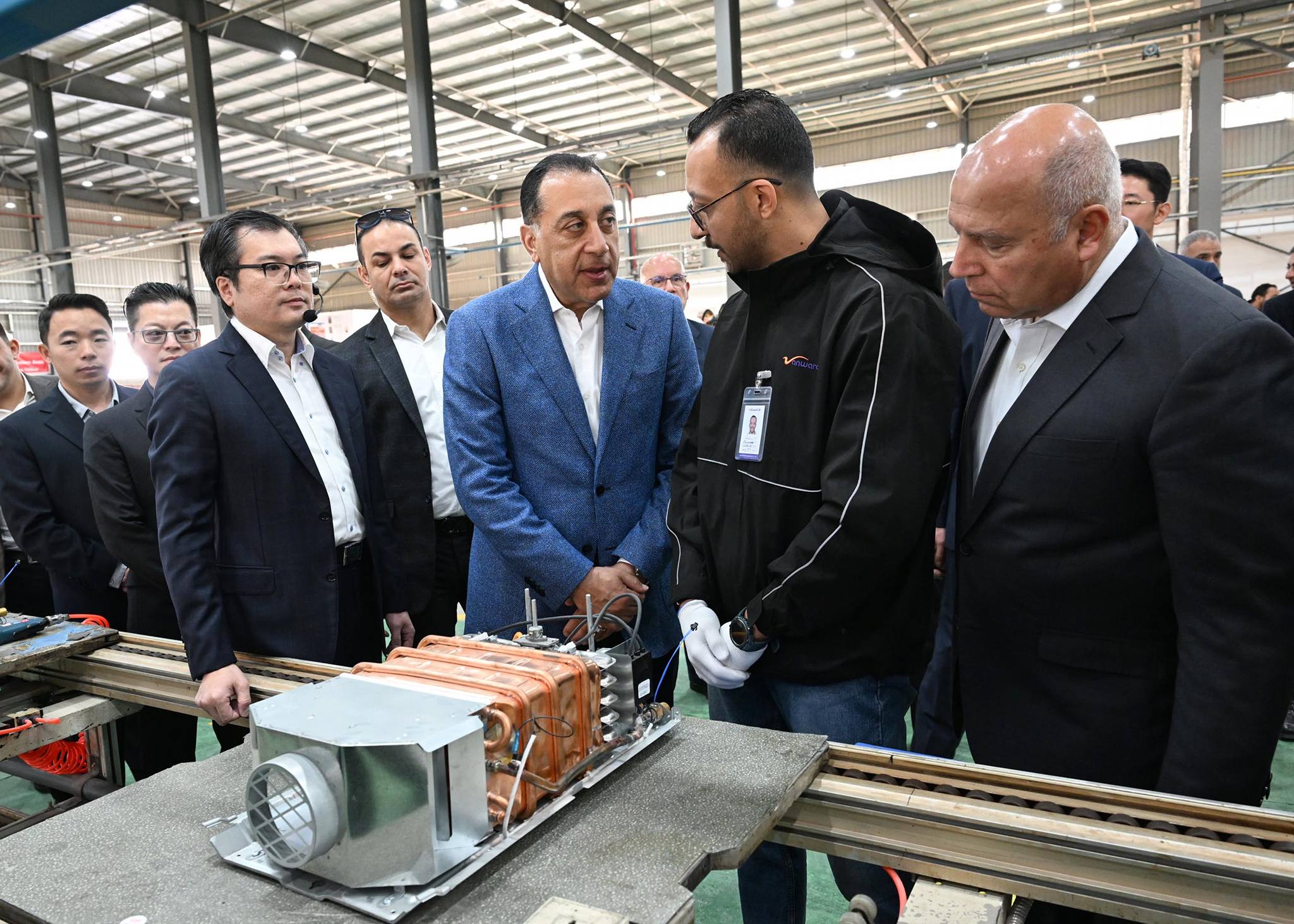 رئيس الوزراء يفتتح مصنع فانوارد الصيني