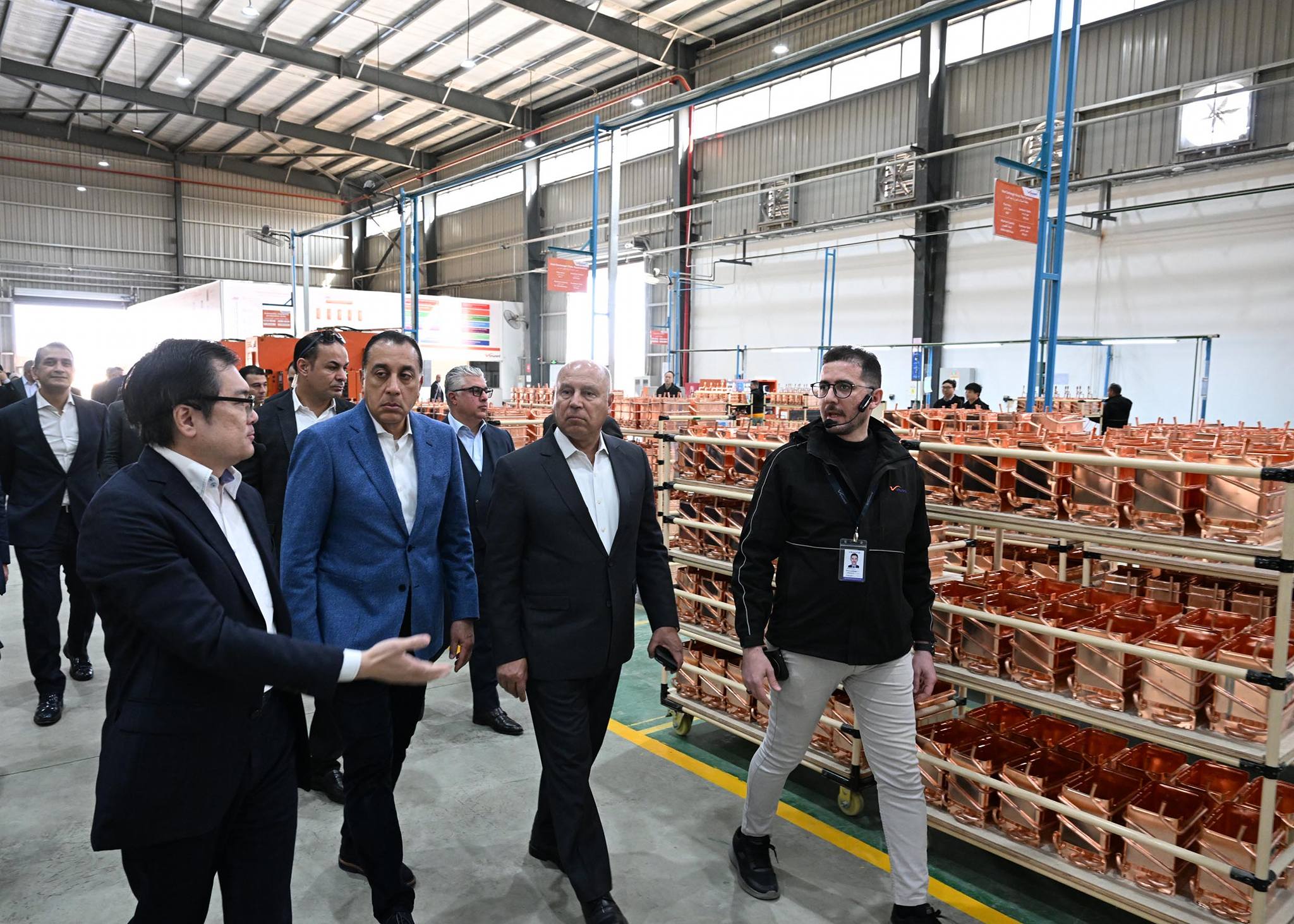 رئيس الوزراء يفتتح مصنع فانوارد الصيني