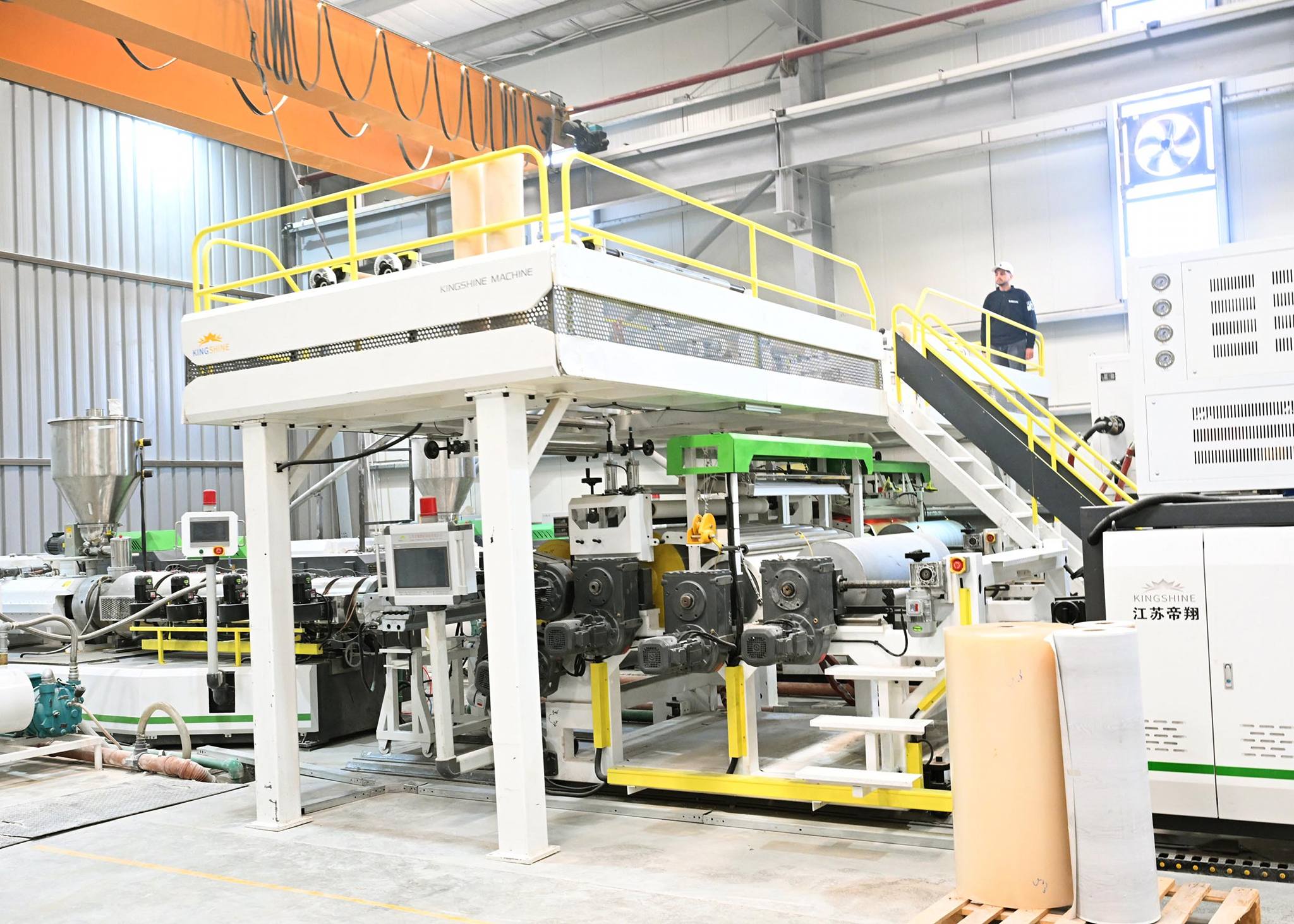 رئيس الوزراء يفتتح مشروع كامستون للصناعات المتطورة