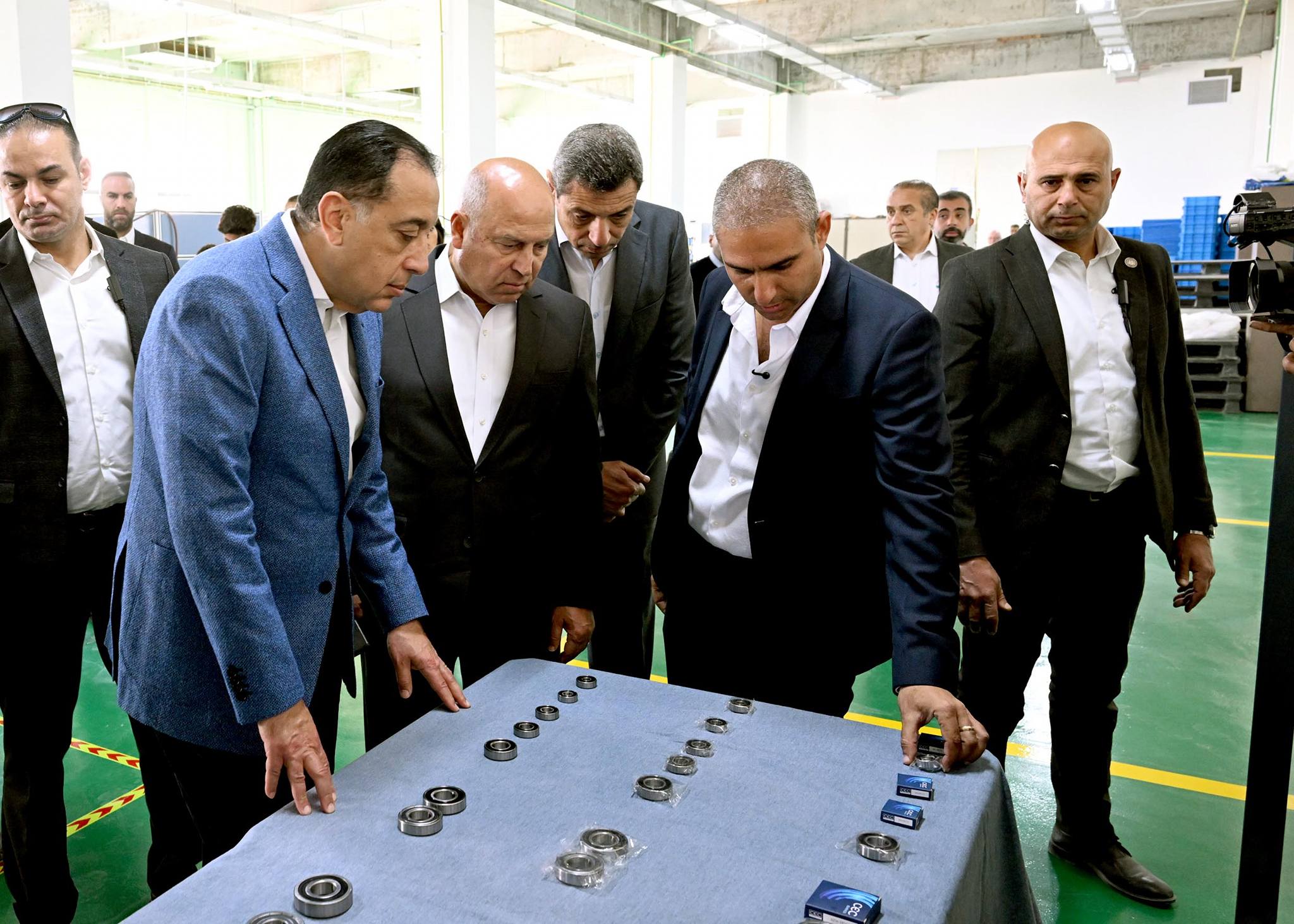 رئيس الوزراء يفتتح مصنع سي إي سي لإنتاج رولمان البلي