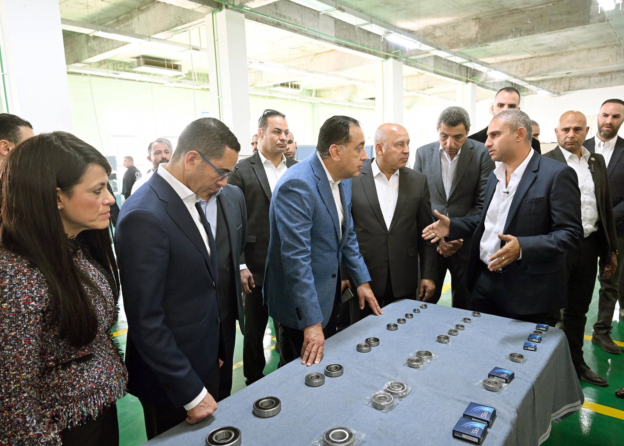 رئيس الوزراء يفتتح مصنع سي إي سي لإنتاج رولمان البلي