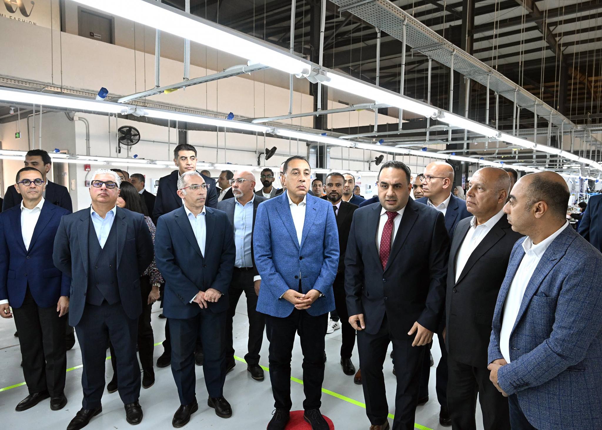 رئيس الوزراء يفتتح مصنع وامي فاشون للملابس الجاهزة