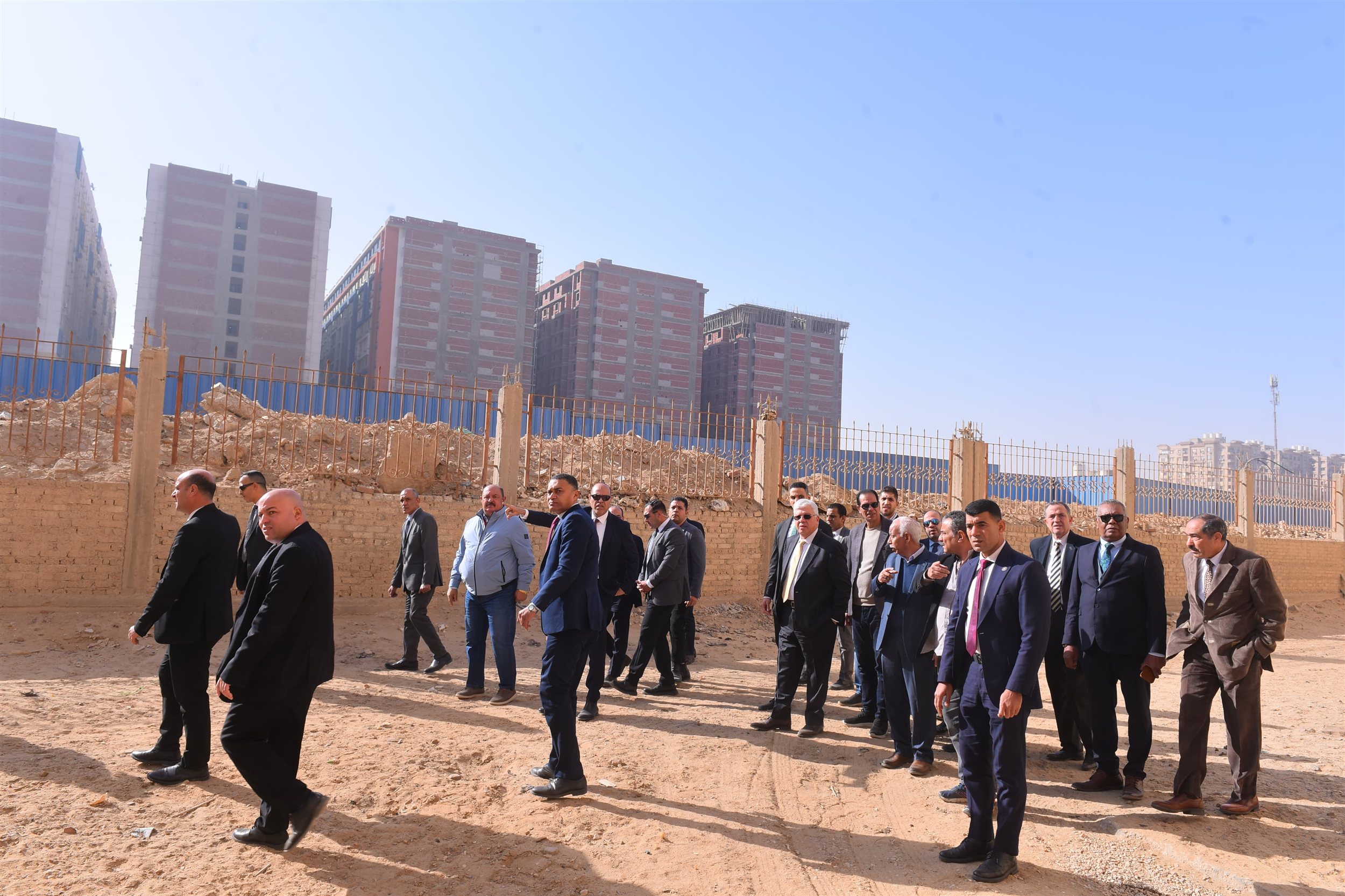 وزيرا التعليم العالي والعمل يتفقدان منشآت تعليمية بمدينة نصر