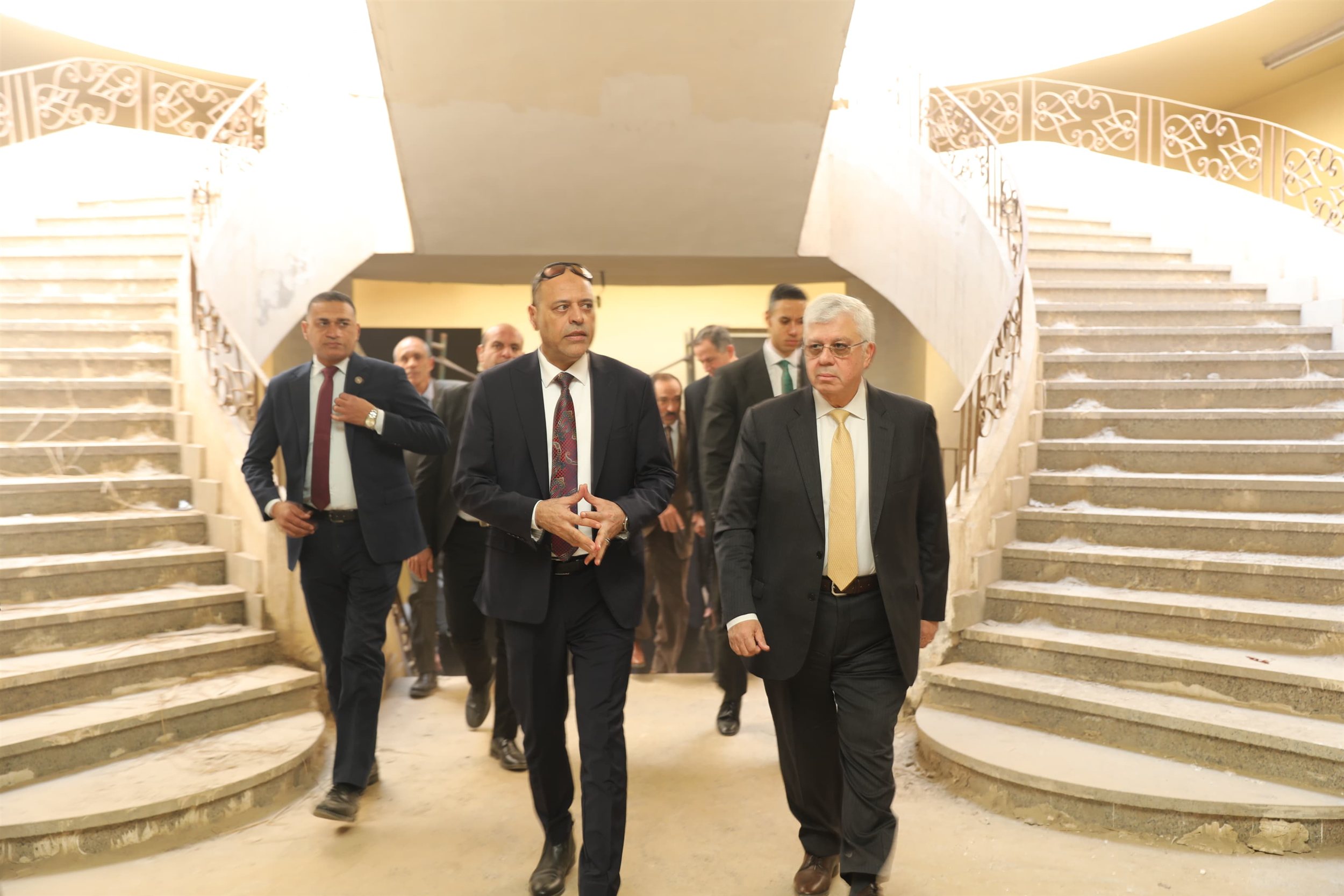 وزيرا التعليم العالي والعمل يتفقدان منشآت تعليمية بمدينة نصر