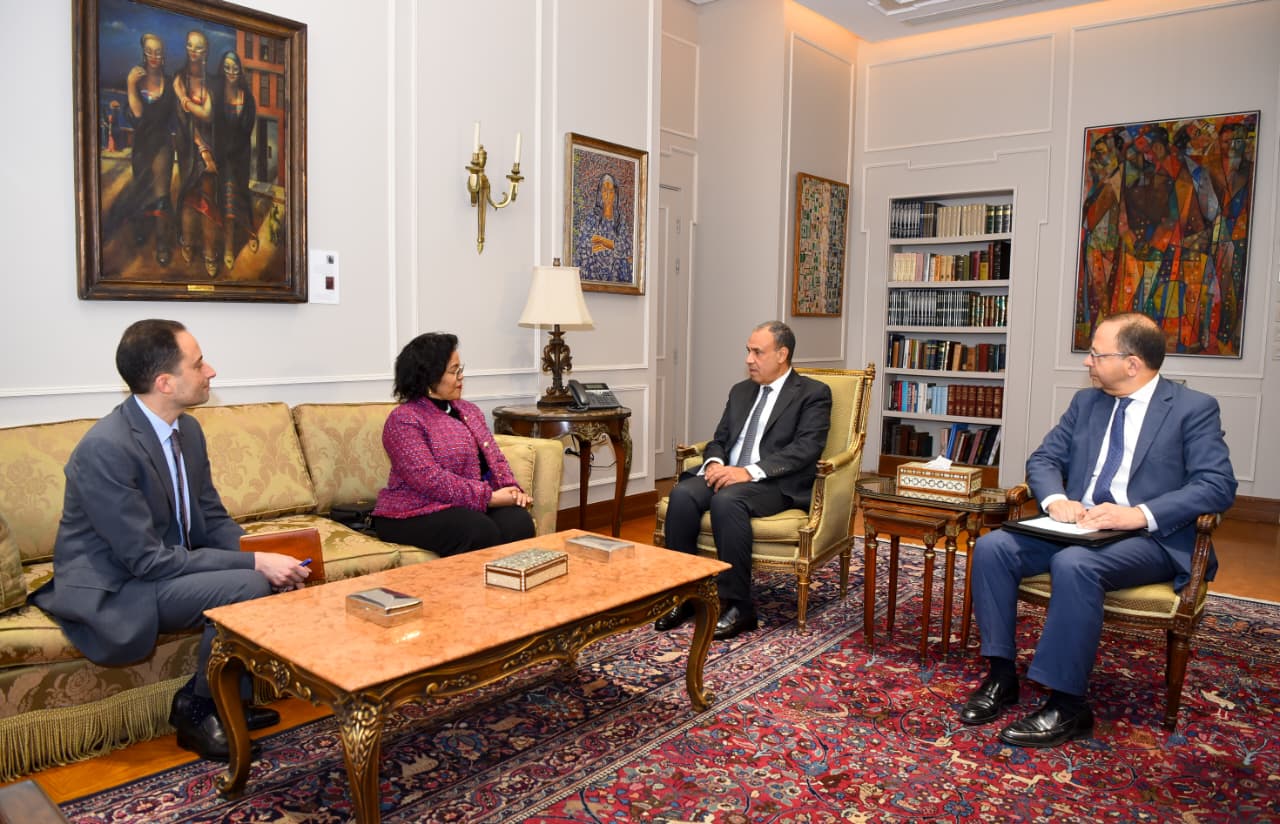 وزير الخارجية يجتمع مع المديرة التنفيذية للنيباد