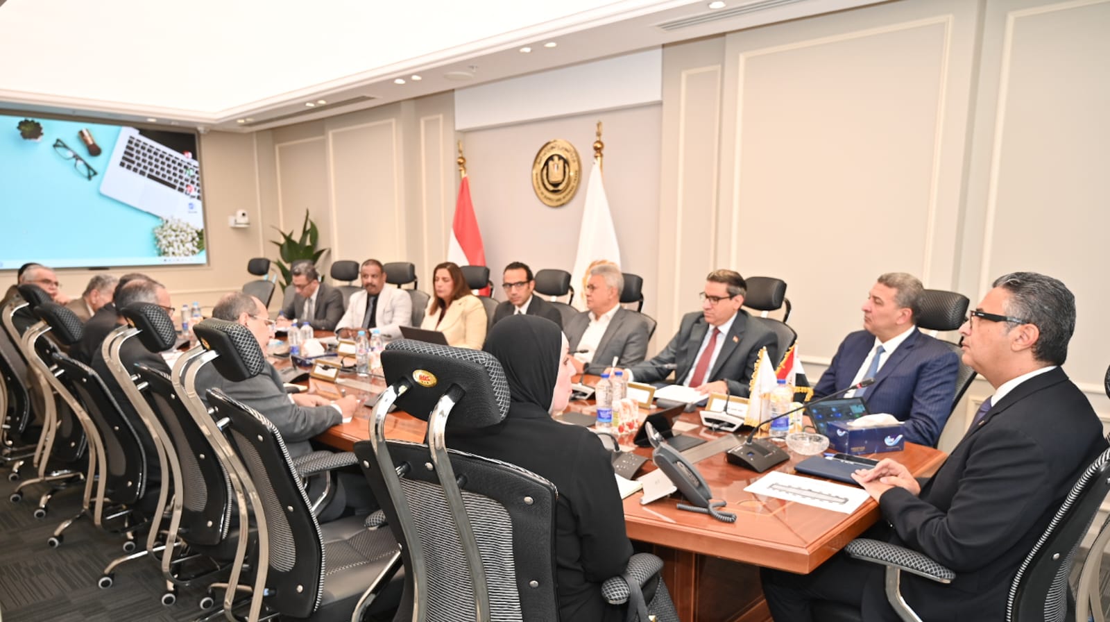 وزير التموين يجتمع مجلس إدارة شركة السكر والصناعات التكاملية