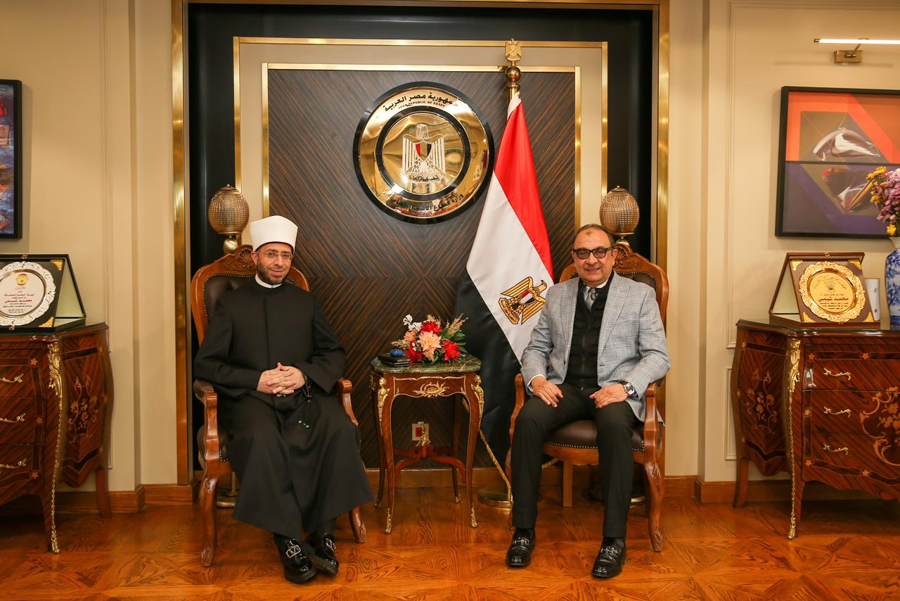 وزير قطاع الأعمال العام يستقبل وزير الأوقاف