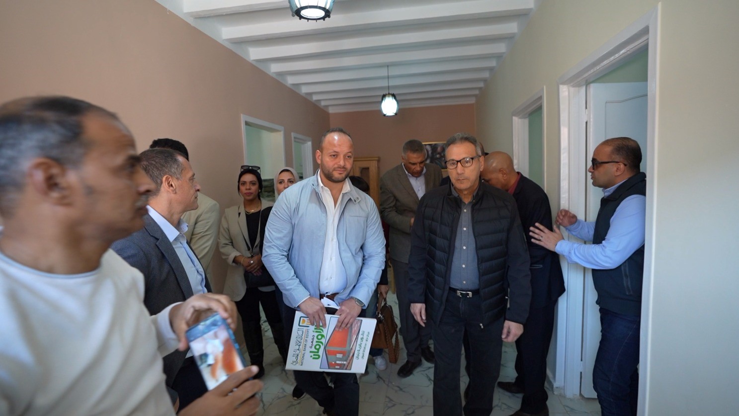 البنك الأهلي المصري يسلم عددا من البيوت والمشروعات الصغيرة للمستفيدين بمحافظة أسوان