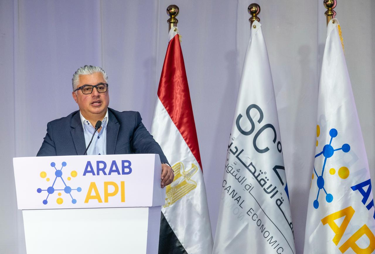 وليد جمال الدين رئيس الهيئة العامة للمنطقة الاقتصادية لقناة السويس