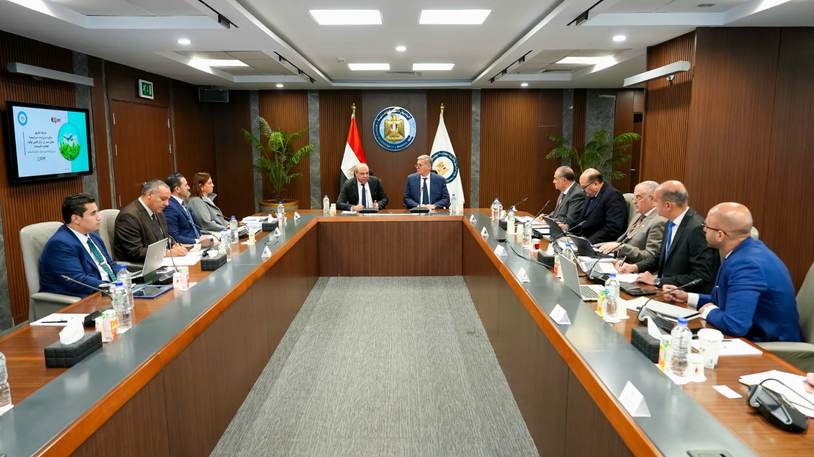 اجتماع وزيرا البترول والطيران