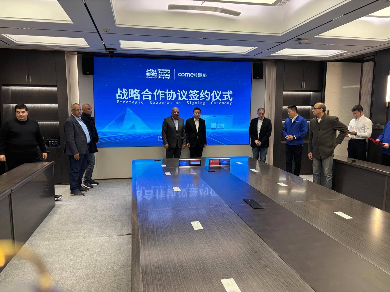 توقيع اتفاقية لتوطين صناعة بطاريات تخزين الطاقة بين «كيميت» المصرية و «كرنكس» الصينية