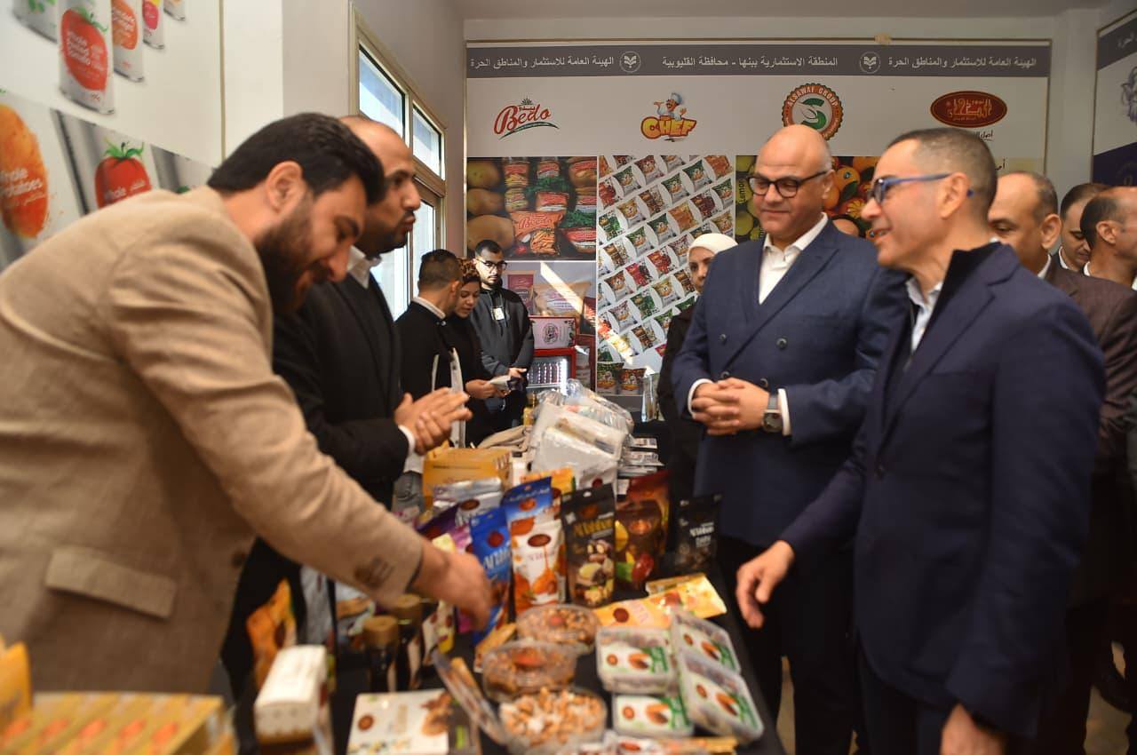 وزير الاستثمار يلتقي مستثمري المنطقة الاستثمارية ببنها 